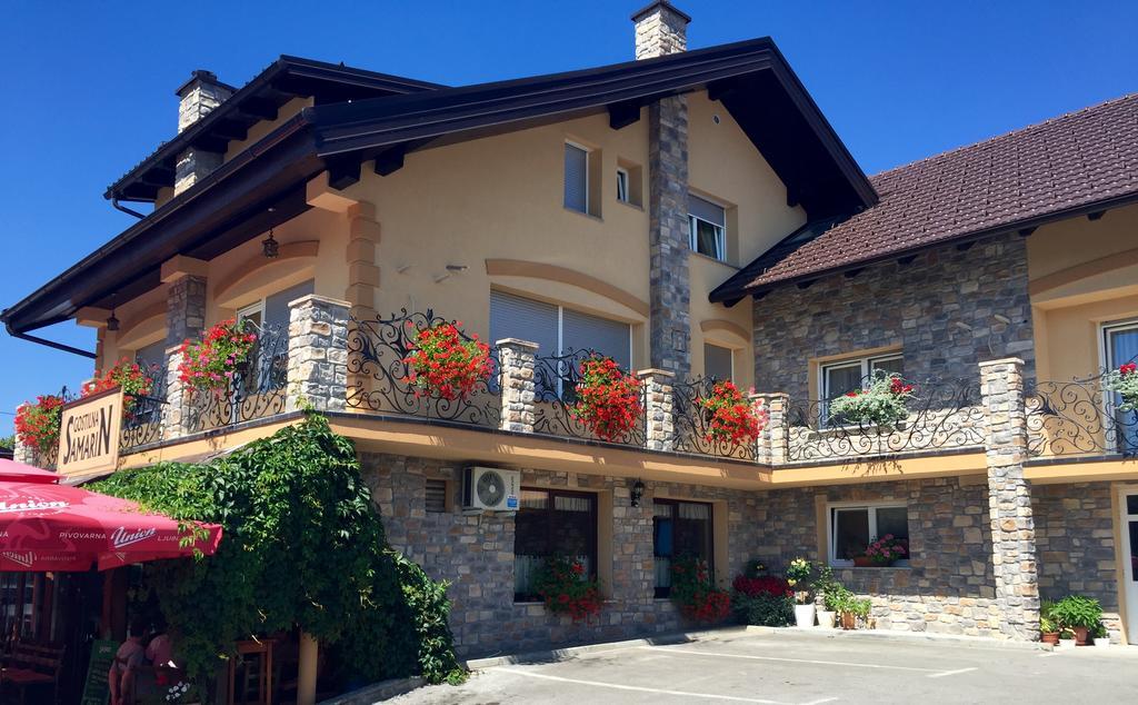 Hotel Samarin Crnomelj Ngoại thất bức ảnh